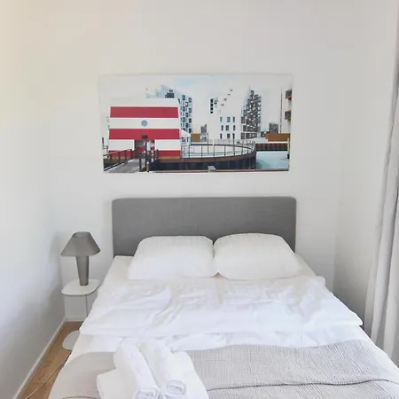 Apartment Great 1-bed Wbalcony By Harbour *